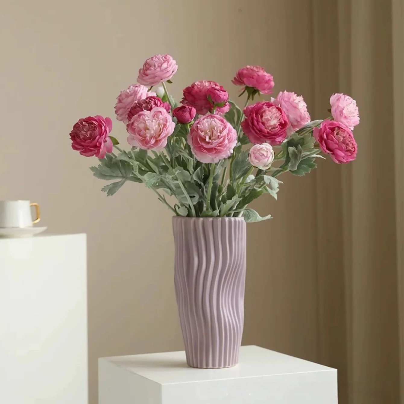 3-Köpfiger Künstlicher Pfingstrosenstrauß, Seidenblumen, Kunstblumen für Hochzeiten, Heimdekoration, Partys und Festivals – Detail 2