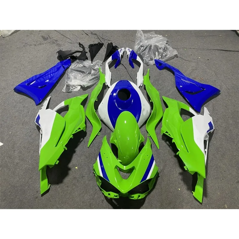 

a/The new ABS fairing fits the motorcycle Kawasaki ZX-6R 2023 2024 636 23 24 fairing Green white
