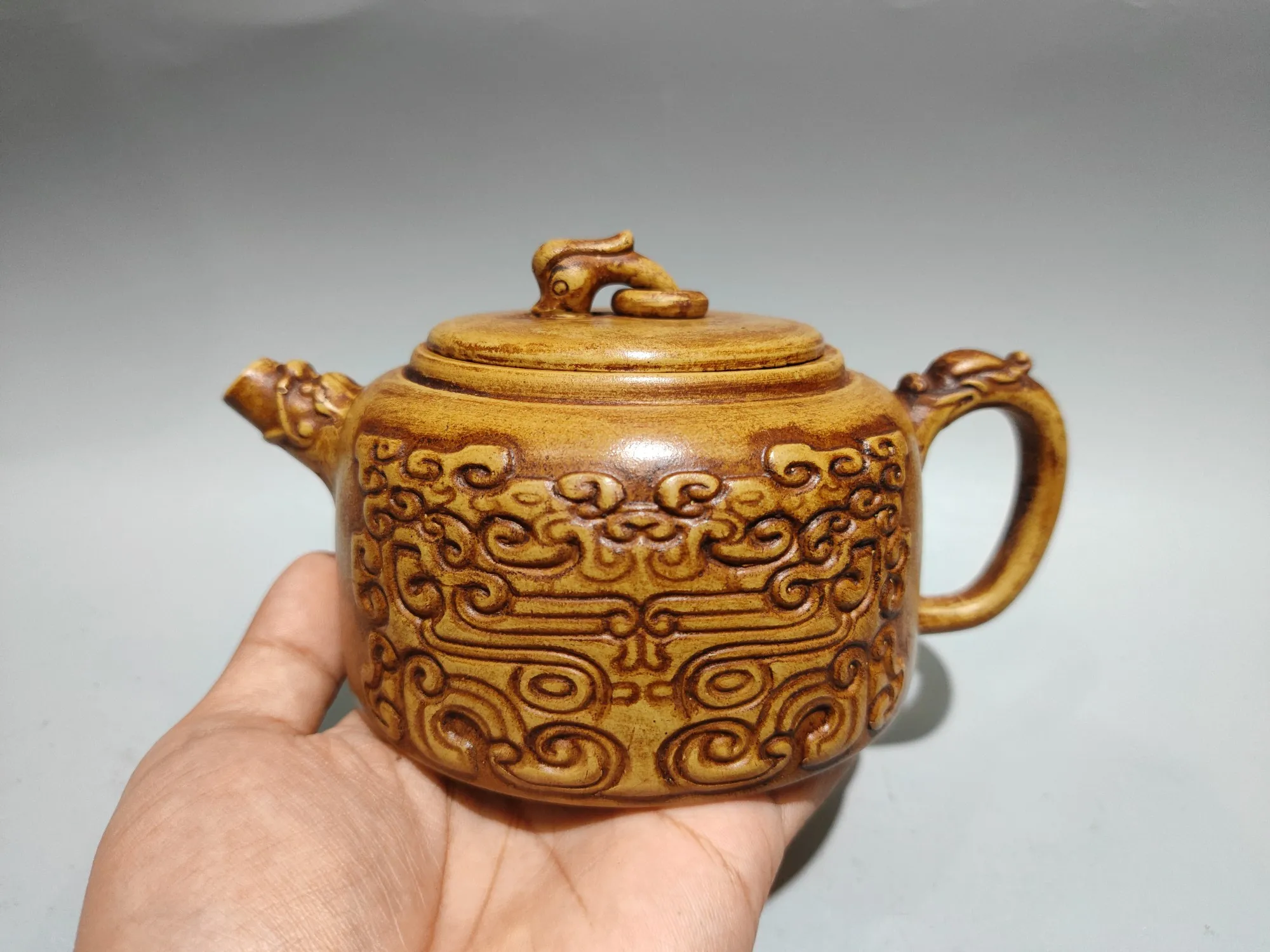 Yixing Purple Clay Pot high relief dragon pattern Shuanglongde Bell Pot Kettle Teapot Flagon Ornaments