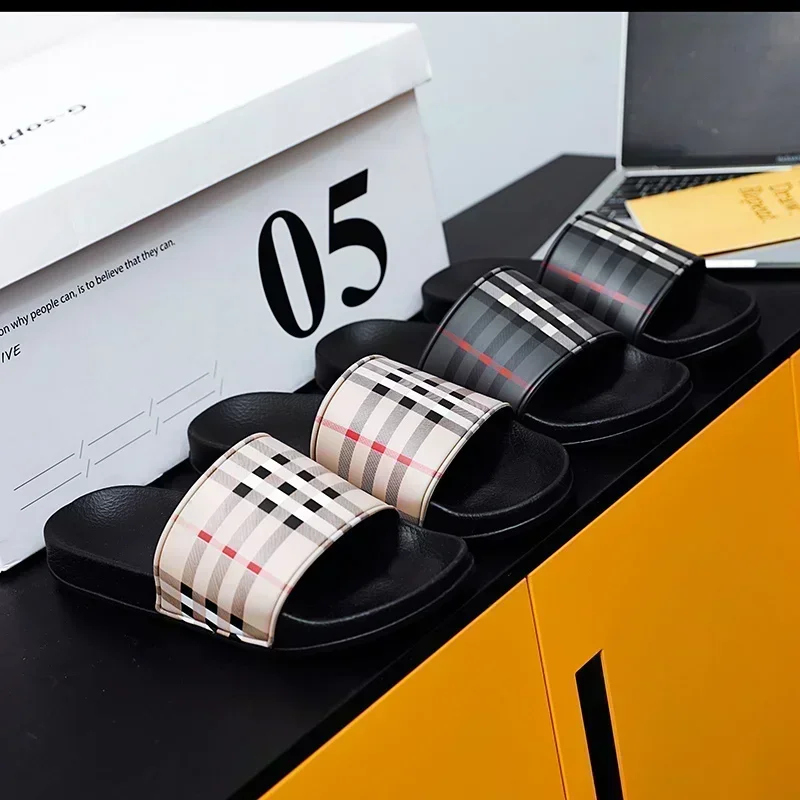 

Мужские сандалии на плоской подошве и потертые повседневные клетчатые ретро-узоры, суперлегкие и модные летние домашние тапочки