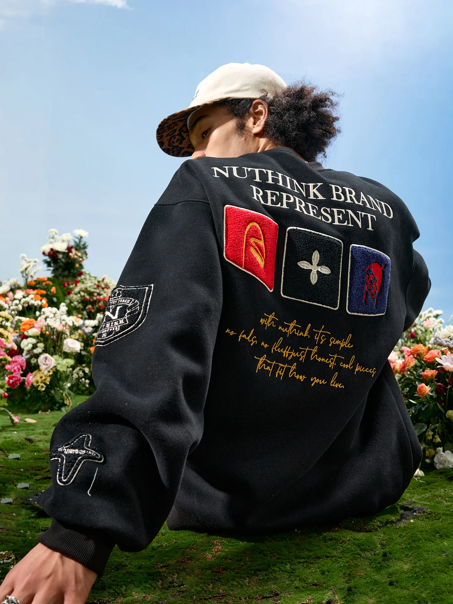 

Свитшот Nuthink Fce с вышитыми буквами, круглой горловиной, в американском стиле, новый, весна 2026, комфортный...