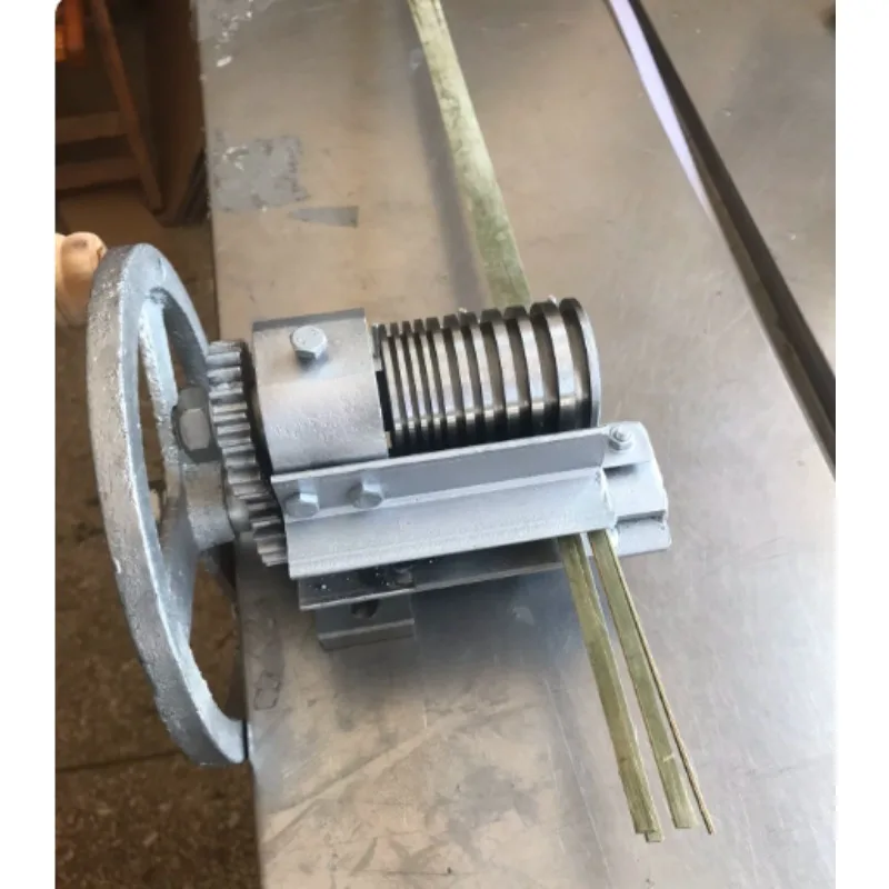 Hand‑Operated Bamboo Filament Slicing Machine Bamboo Splitting Machine For DIY Bamboo Weaving Processing