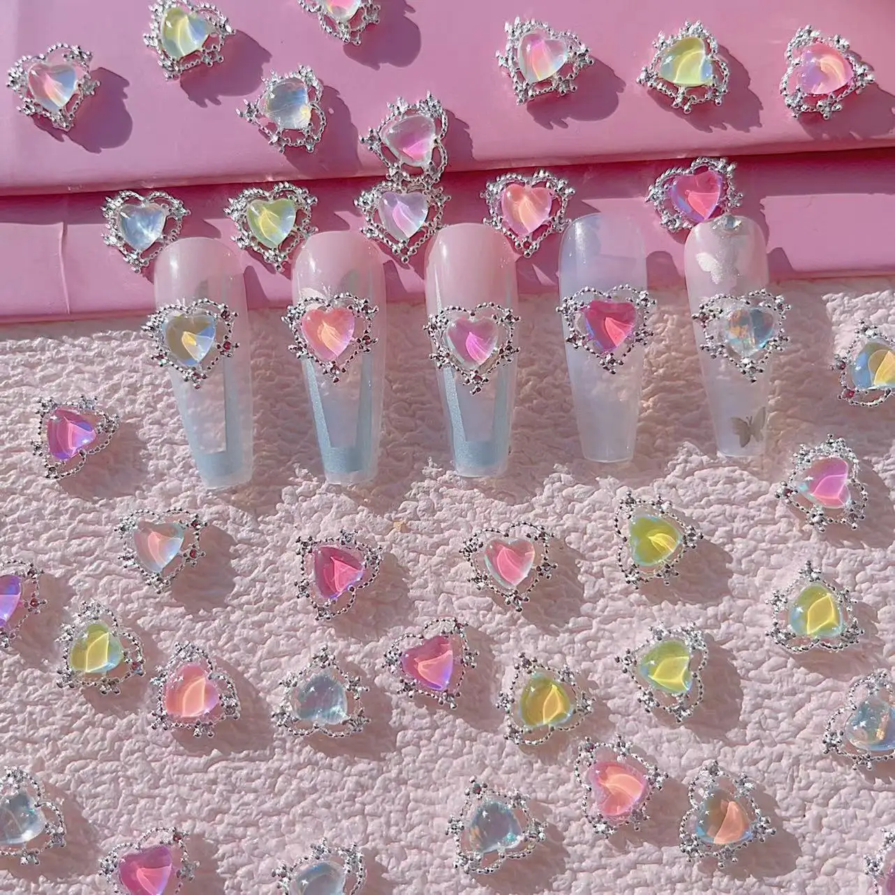 Coração Shaped Nail Art Charms, Aurora Love Gems, Acessórios de Liga, Jóias para Manicure, Multi-Cores Nail Rhinestone Decoração, 10pcs