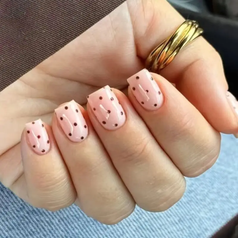 

Simple Round Dot Polka Dot Pink Short Square Nail Art Fashion Wearable Fake Nails Detachable Finished False Nails Press on Nails