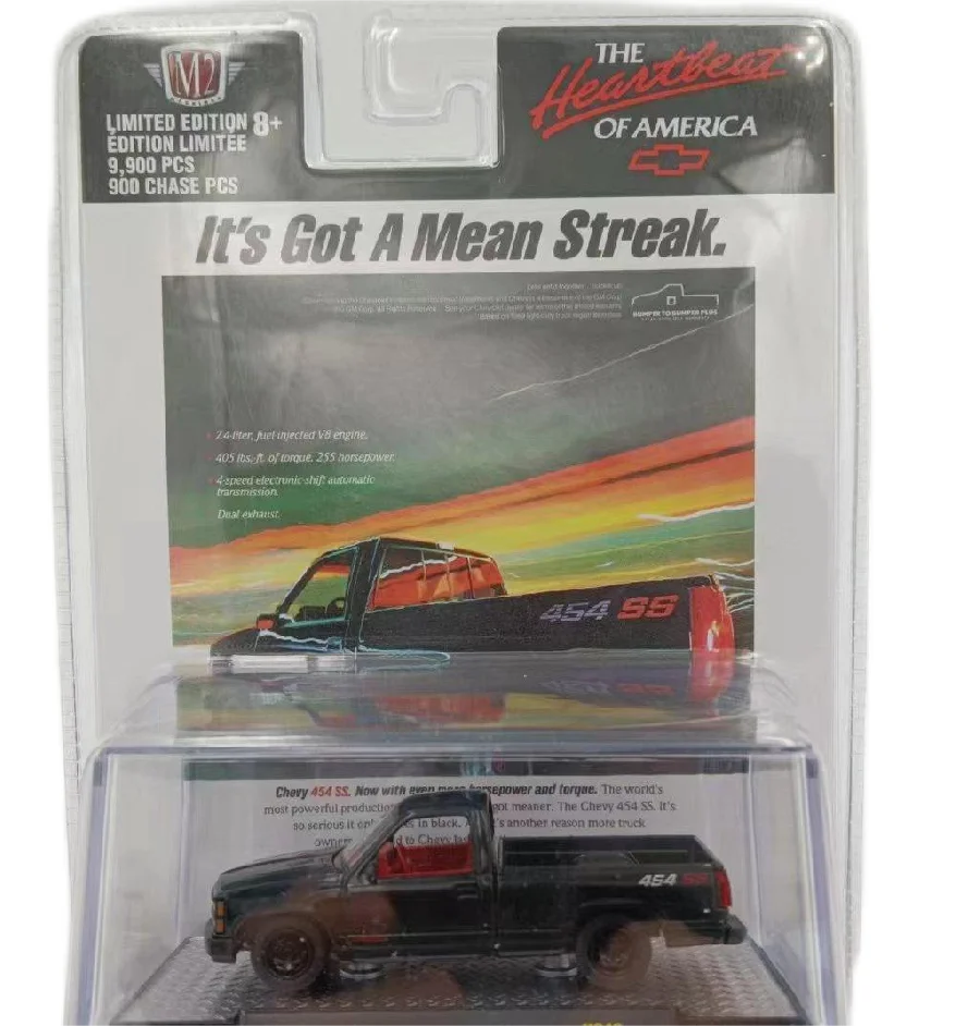 M2 Machines 1/64 1990 1992 C1500 Silverado SS 454 545 SERIES  Die-cast alloy car model collection display child gift