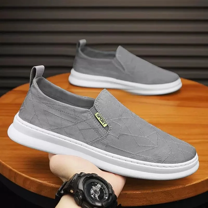 Men's Canvas Slip-On Shoes Summer Ice Silk Breathable Casual Beijing Style Shoes Comfortable Sports Leisure round Toe Flat Heel