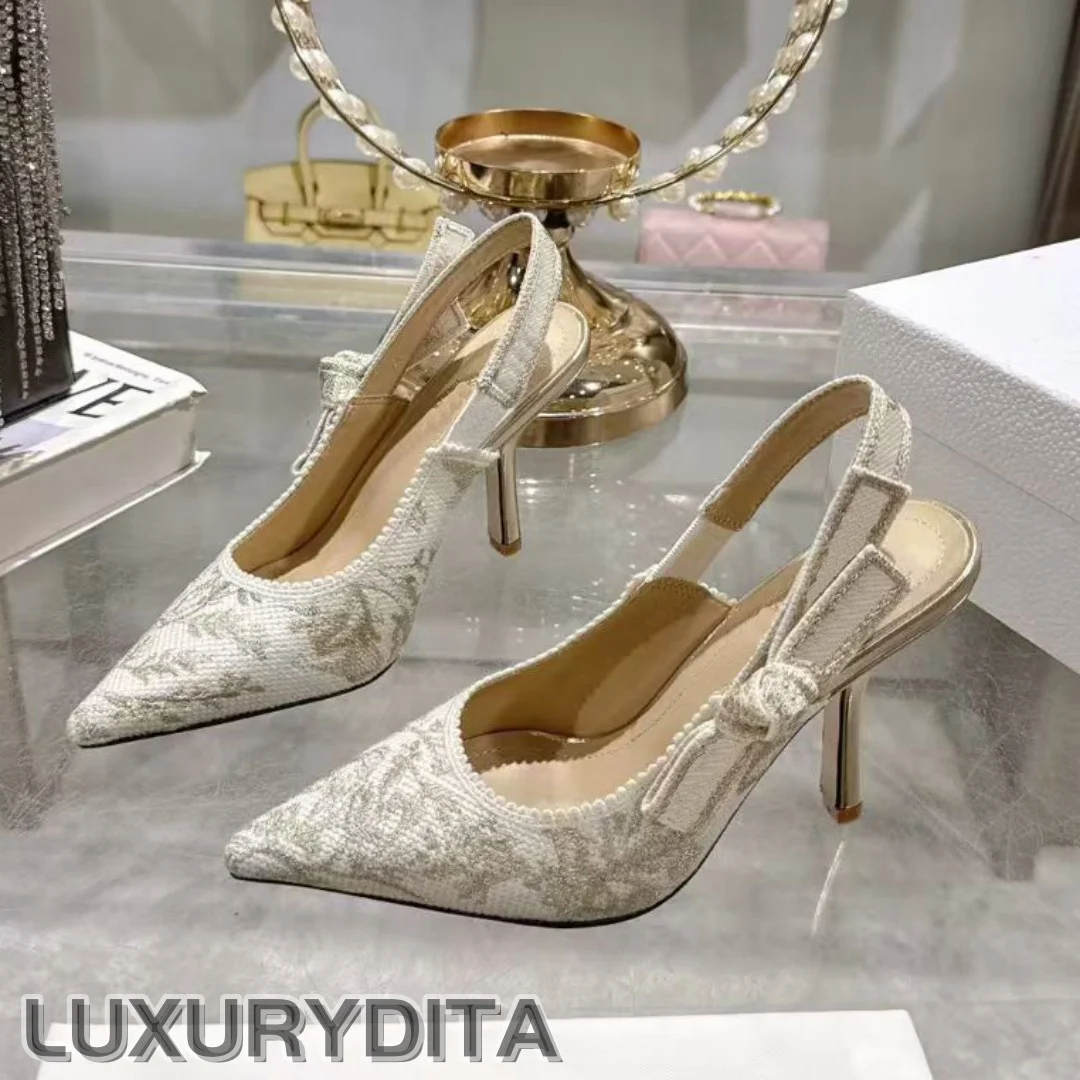 

Top Quality Luxury Womens Sandal Casual Lace Flat Fashion Embroidered Muller Shoes Designer Silk Leather Soled High Heel A00537