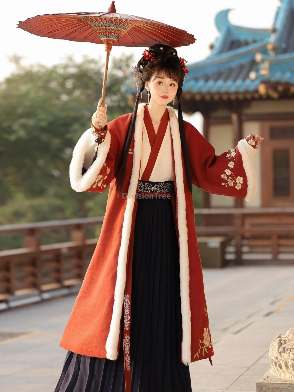 

2025 сделал песня с перекрещенным воротником и вышивкой ханьфу, зимняя теплая утолщенная хлопковая одежда в китайском стиле, винтажный темперамент ханьфу