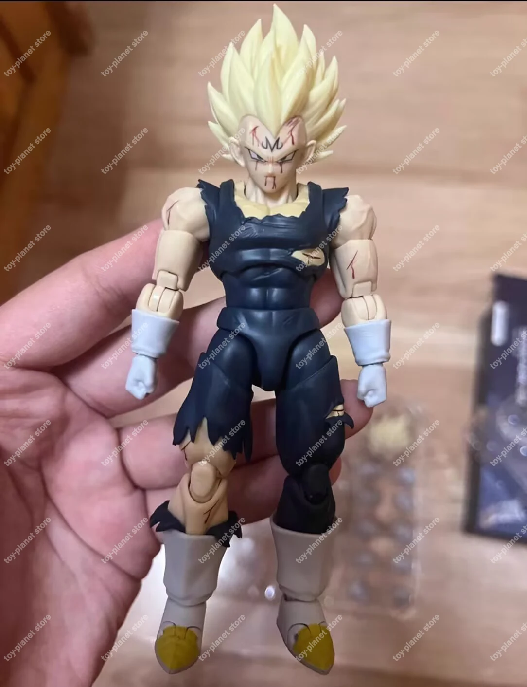 【REÉDITION】Figurine articulée - Model Kit Vegeta avis et prix