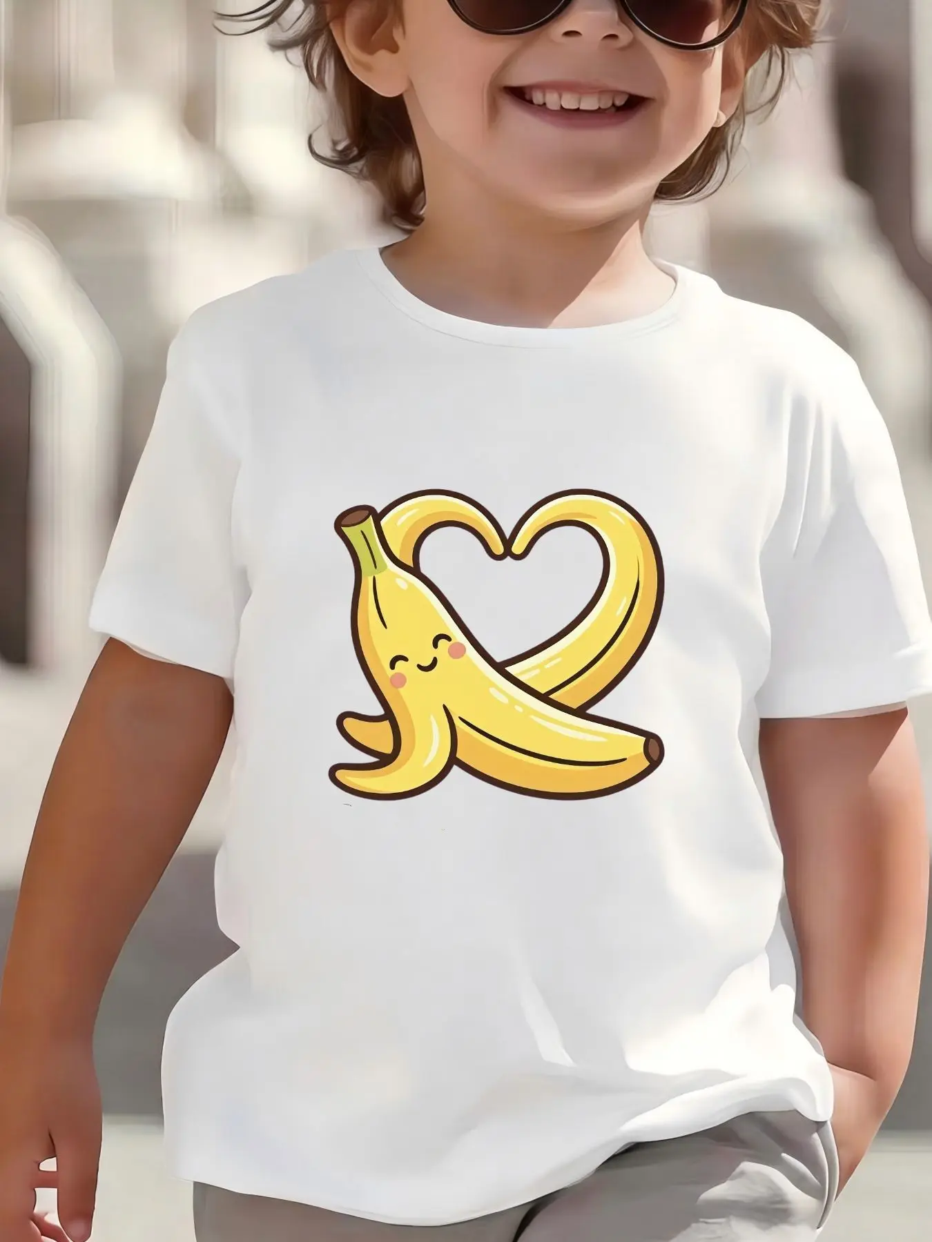 Kids Cute Heart Shaped Banana Graphic Tee Boys Girls Family Matching Short Sleeve Lovely Fruit Cartoon Casual Daily Wear T Shirt
