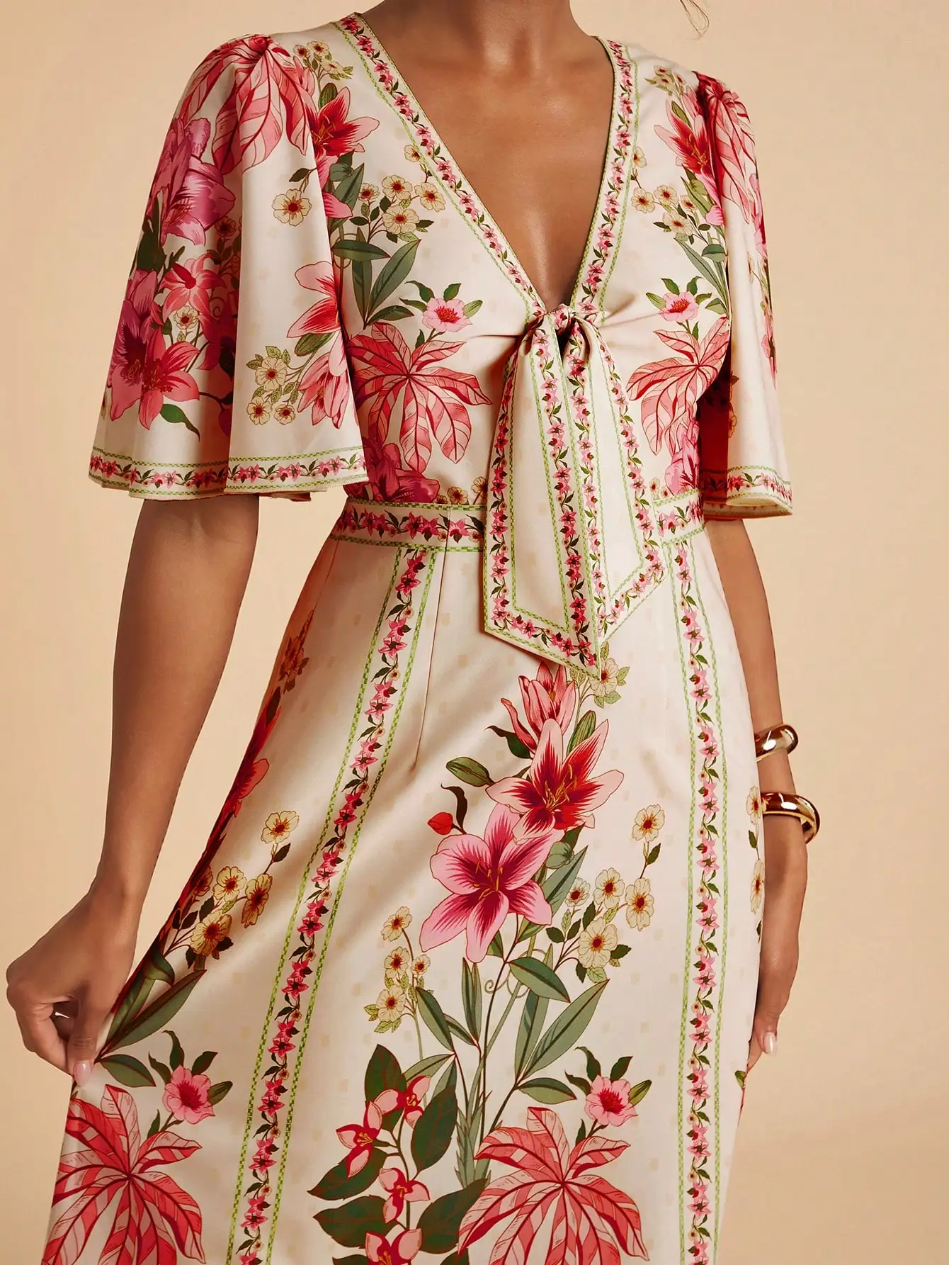 

Elegant Floral Print Maxi Dress with Flounce Sleeves and V-Neck Tie Detail