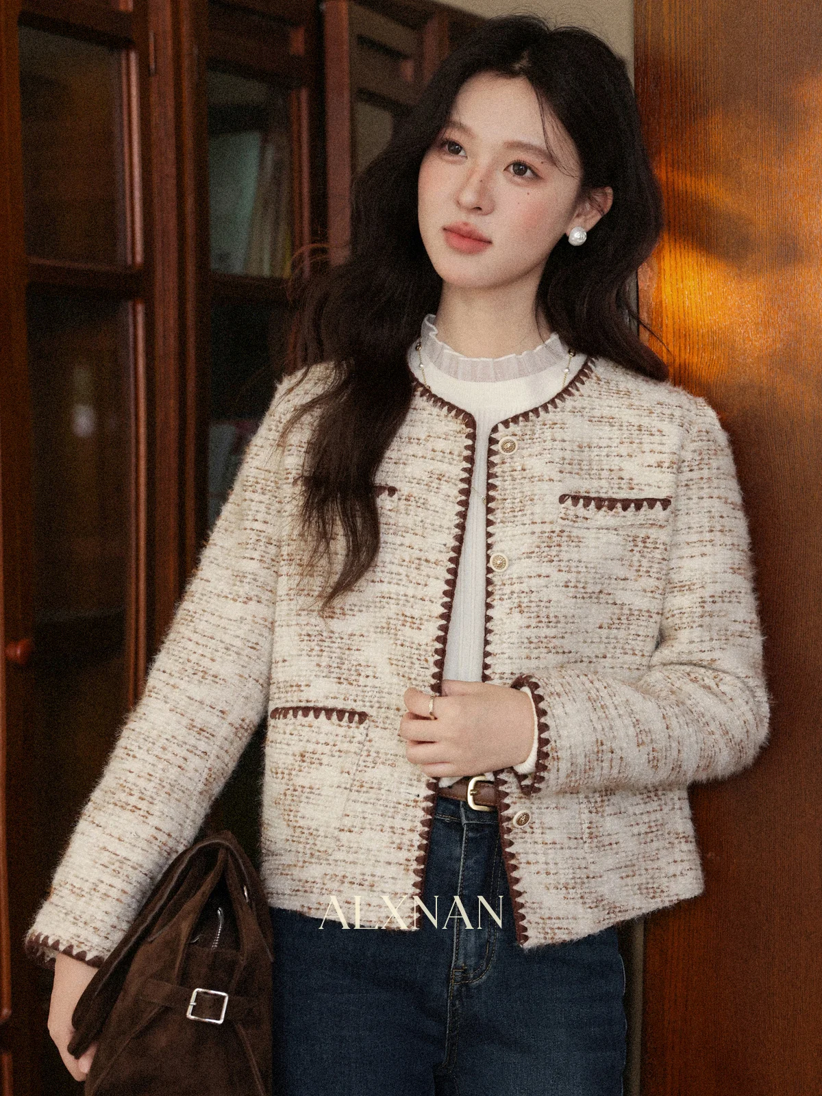 

Женская свободная верхняя одежда Swan South Lena Light: модный осенний топ персикового цвета, стройнящий силуэт