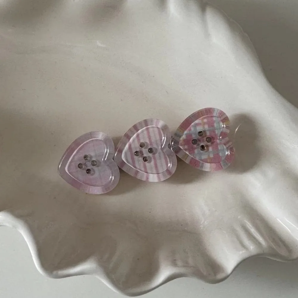 

Sweet Transparent Love Button Hairpin Small Fresh Style Fairy Headdress Girl Bangs Clip Simple Hair Accessories Side Clip