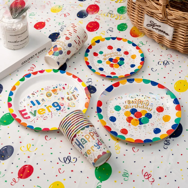 10pcs Disposable Tableware Paper Plate Designed with A White Background and Birthday Balloons, for Parties, Birthdays, Weddings