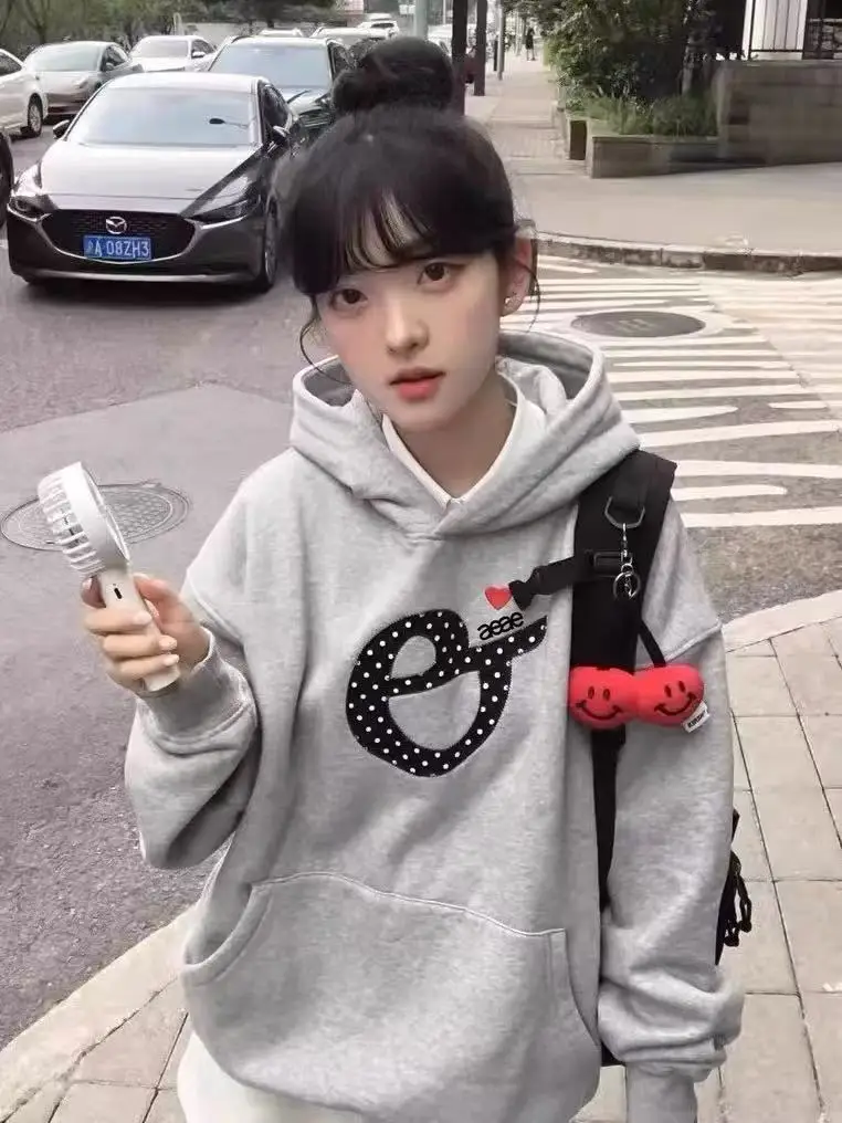 

Теплая толстовка на подкладке с лоскутной вышивкой в горошек, свободная зимняя толстовка с капюшоном, корейская, удобная для поездок на работу