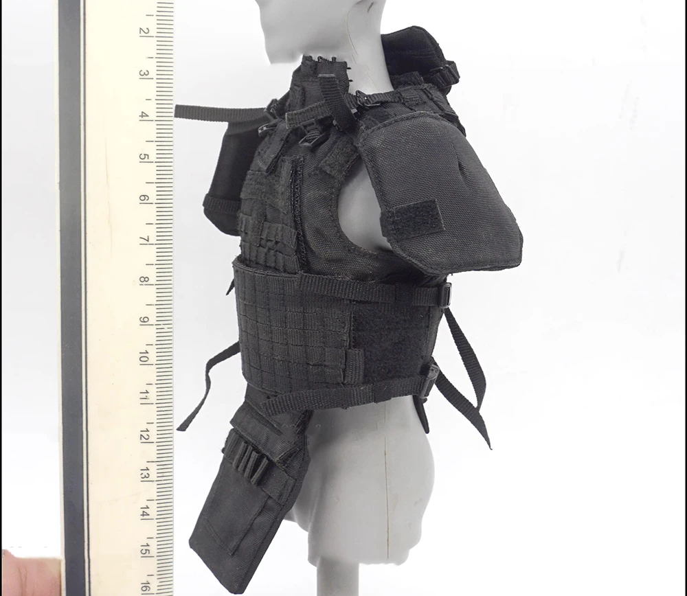 DAMTOYS DAM 78095 RUSSIAN Spetsnaz MVD SOBR PKM Gunner Soldier Hang Chest Black Vest Proof with Shoulder Armor For 12\