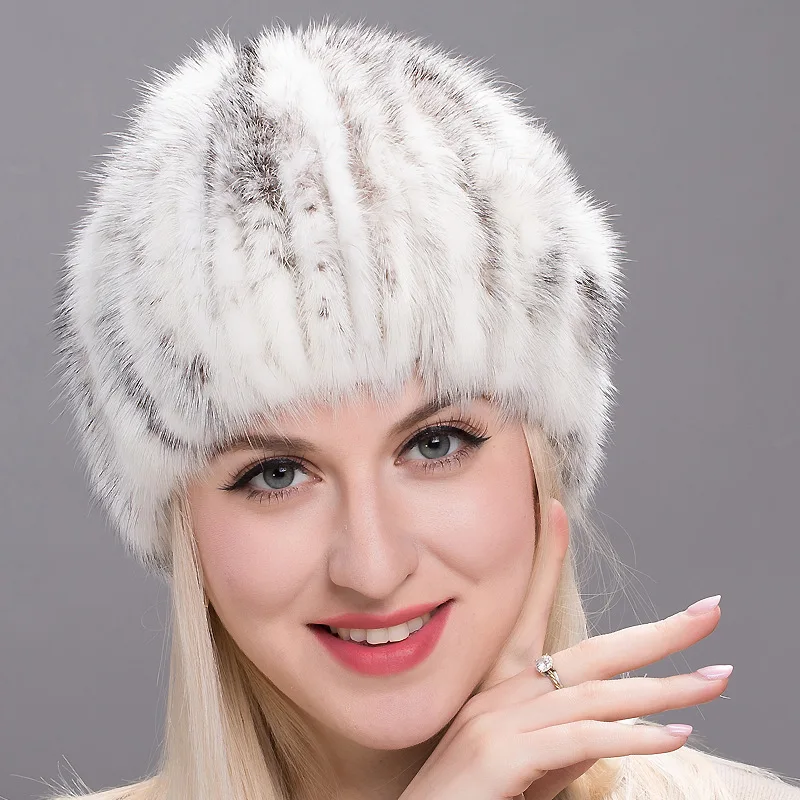 

European and American Mink Woven Thickened Fur Hat Winter Women's Casual Warm Ear Protection Hat Mink Top Hat