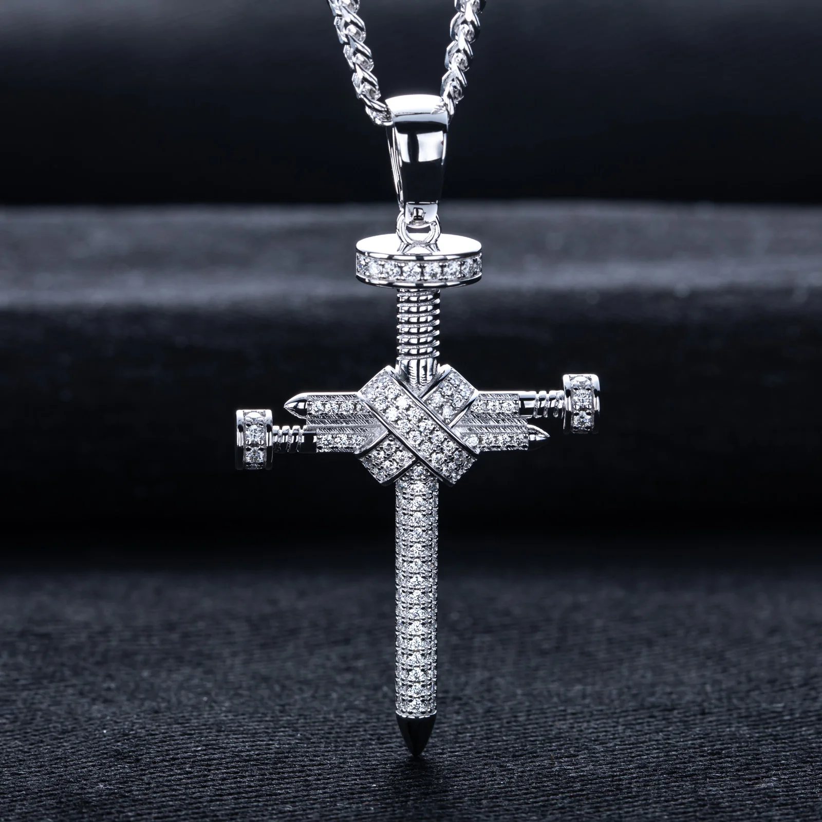 MossanRappr Moissanite Bling Schroef Kruis Hanger Trendy Hip Hop Ketting 925 Sterling Zilver Rock Punk Accessoires voor Mannen Vrouwen