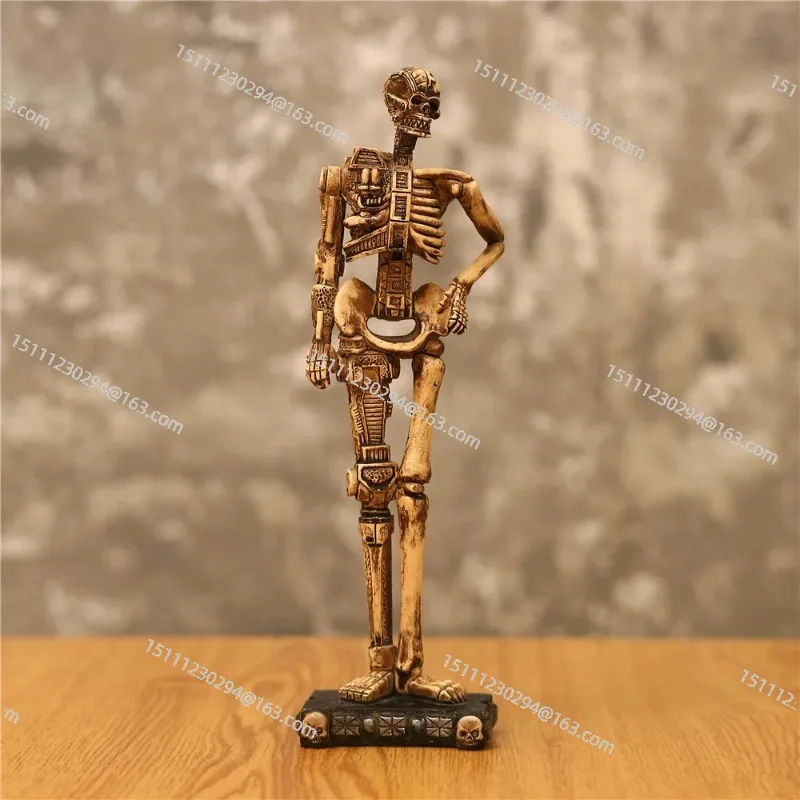 

32Cm high semi-mechanical skull ornament figure porch side cabinet desktop arrangement artificial intelligence smart home