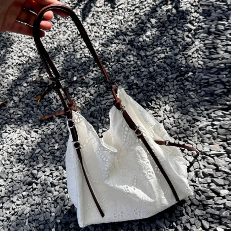 Embroidery hollow out Women Handbags Beach Bags Lightweight Students Shoulder Casual Tote Female Shopping Bags