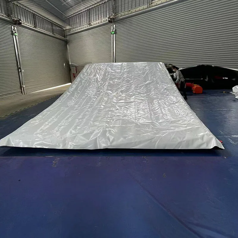 공장 맞춤형 BMX FMX 랜딩 에어백 프리스타일 점프 산악 자전거 스쿠터 에어백 인플레이터블 랜딩 바운서 스턴트 에어백