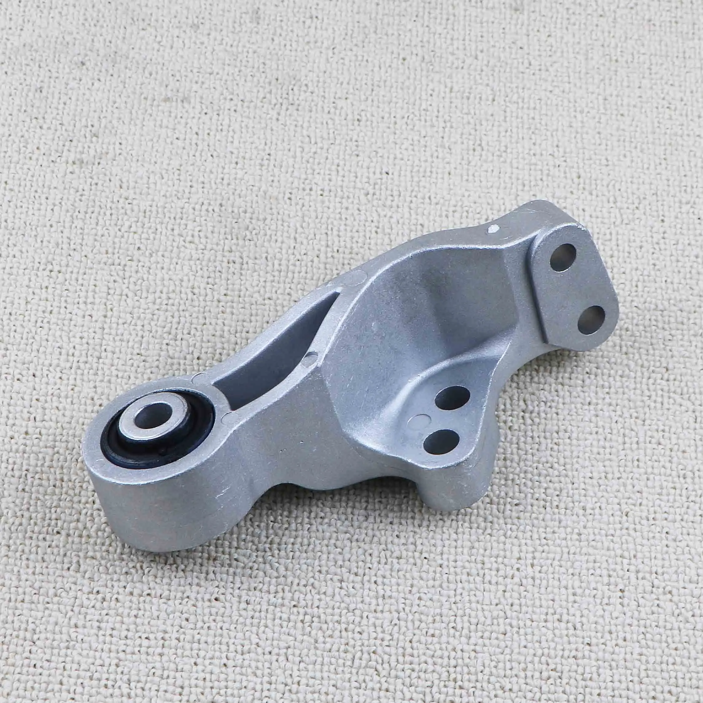 

31430427 Engine Torque Arm Mount Bracket For Volvo V40 2015 2016 2017 2018 2019