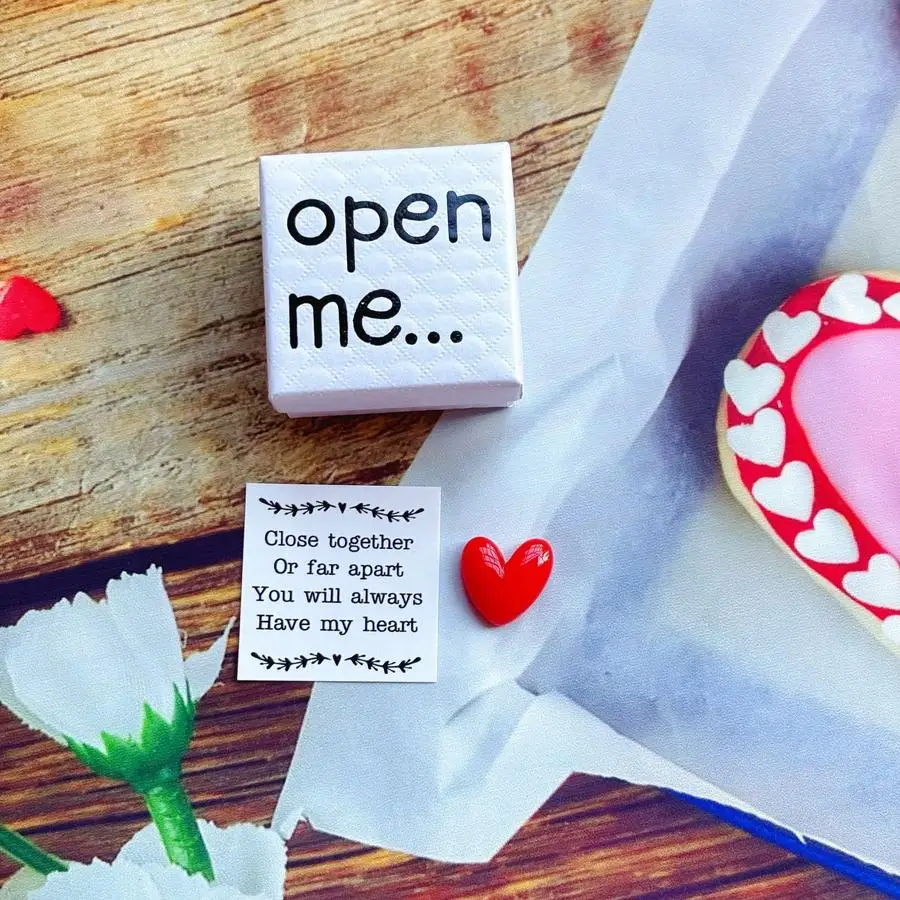 1/5/10/20/50/100pcs I Adore The Heart-Shaped Gift Box, a Warm And Heartfelt Packaging That Comes with a Mini Greeting Card And L