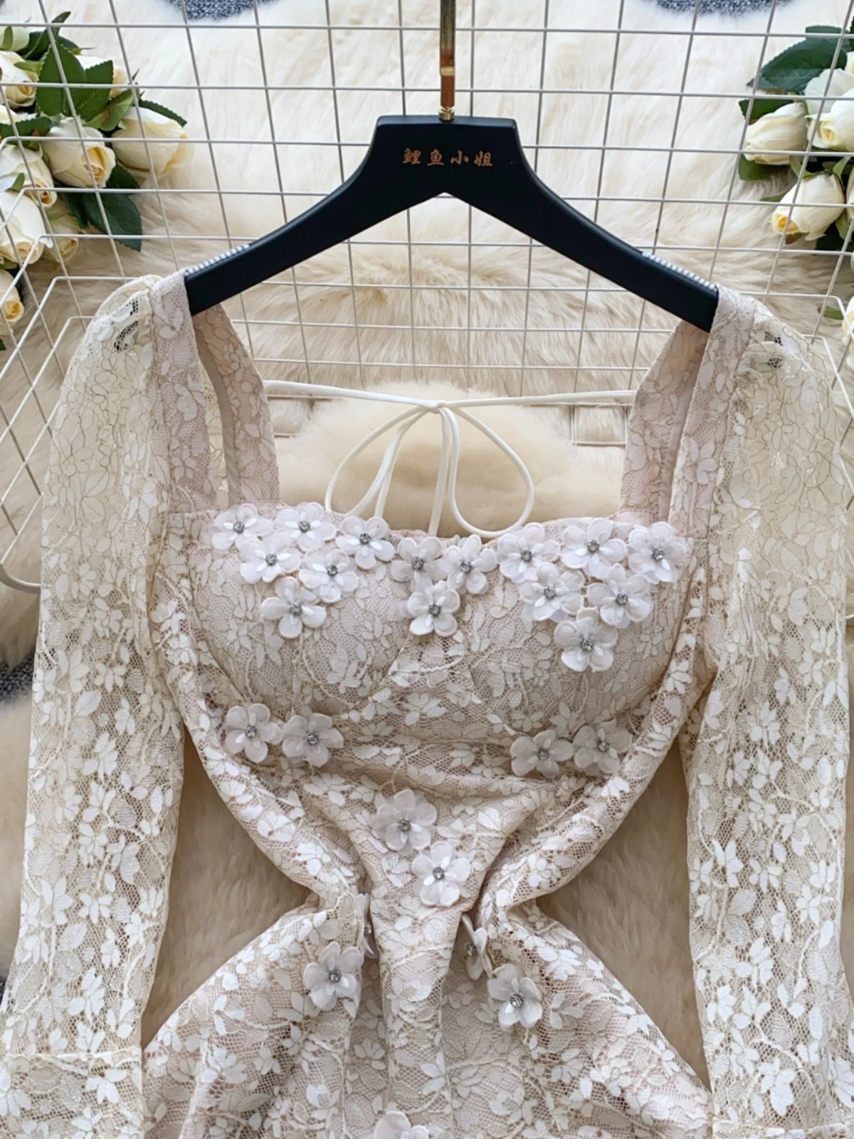 Ele Heavy Embellied Lace Dr Square Collar Bell Sve Waist Cinched Hollow Out Floral Stickerei mittellanges A-Linien-S...