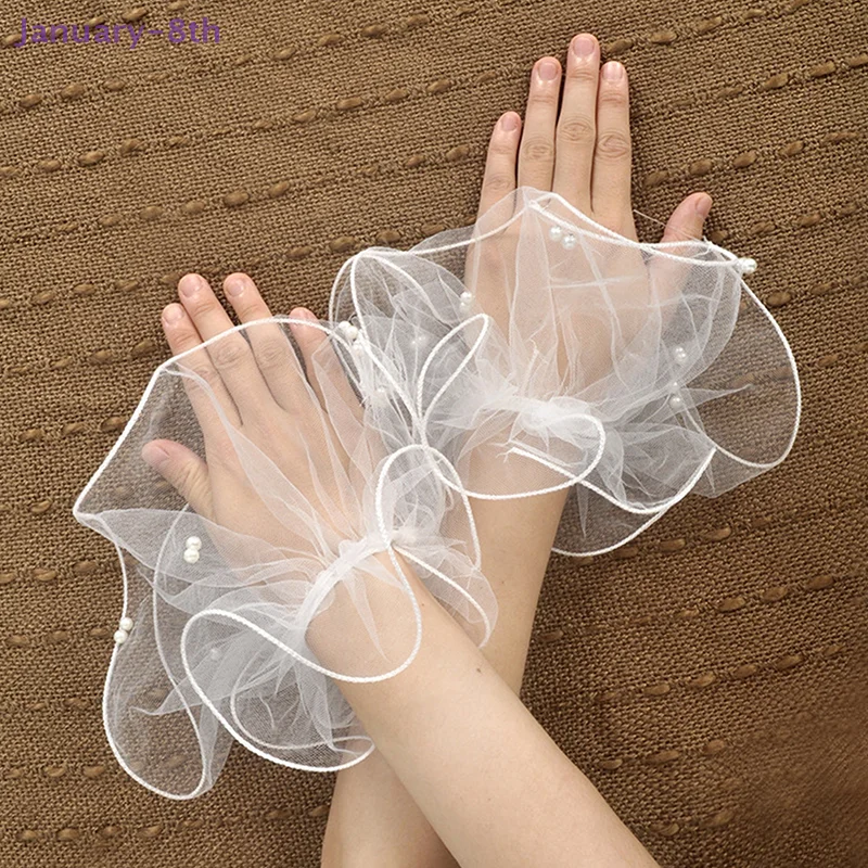 1Pair Nail Art Tulle Fake Pleated Cuff Photo Backgrounds For Nail Photography Nail Tips Display Embellish Pearls Tulle Sleeve