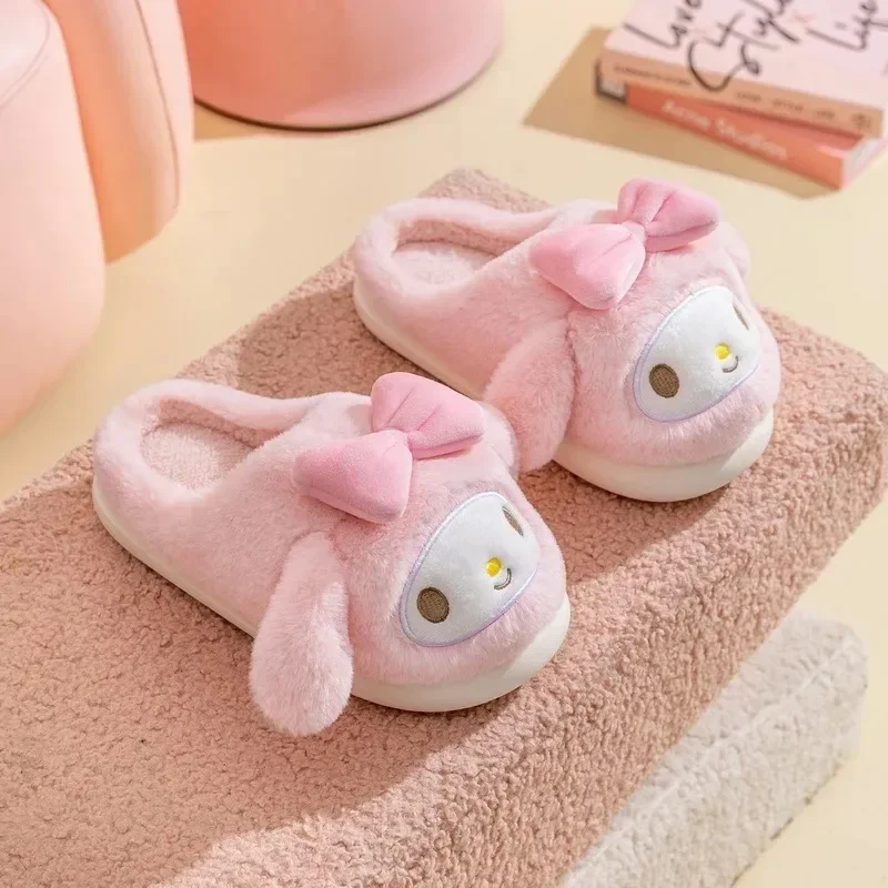 Sanrio Hello Kitty Plush Slippers Anime Character Kuromi My Melody Accessories Women\'s Home Kawaii Soft Sole Non Slip Slippers