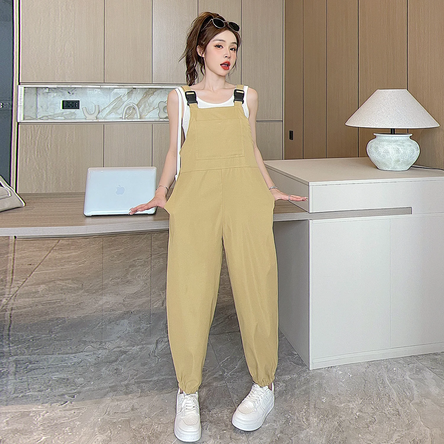 

Summer 2026 New Japanese Sle Loose Women's Cargo Pants Overalls Trendy Wide Leg Crop Top Set Orange Bud Workwear