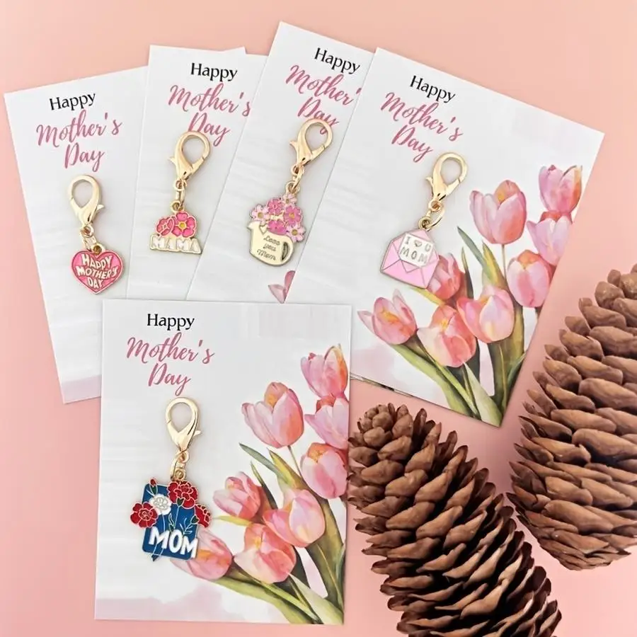 1/5/10/20/50/100pcs 2D Flat Keychain Set, 10 Pieces/5 Sets—Mother’s Day, Elegant Multi-Style Flower Alloy Gift, Includes Pocket-