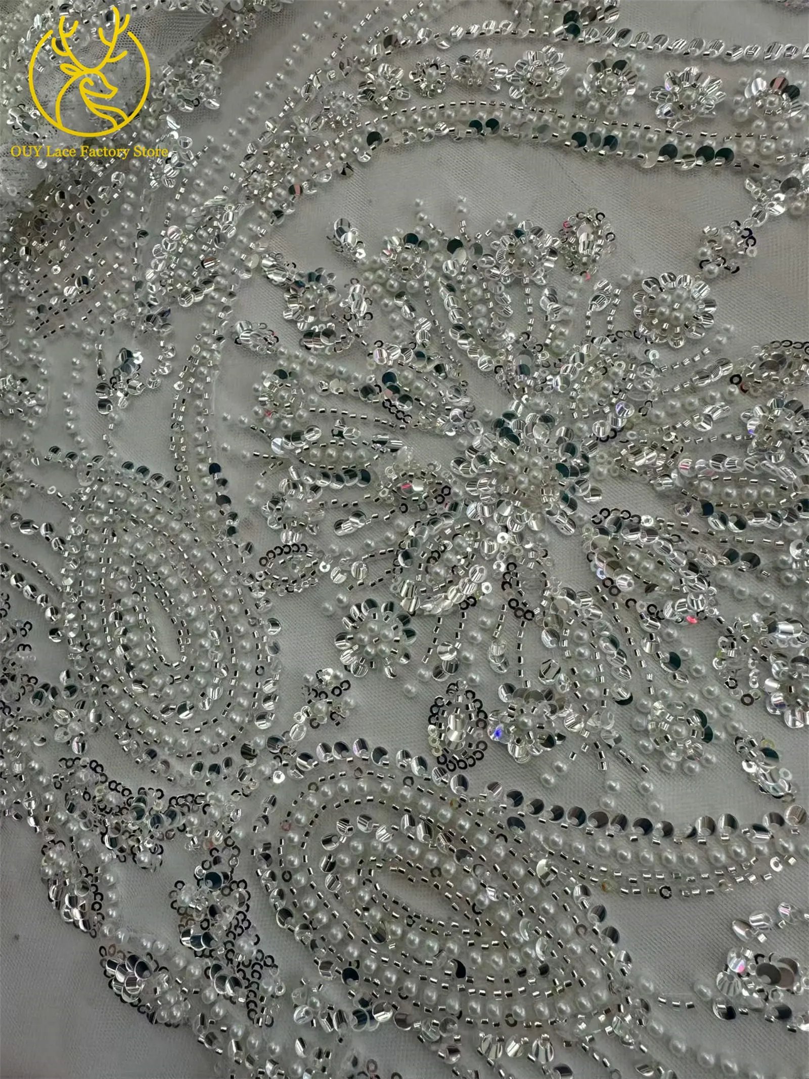 Gelber afrikanischer Brautstoff mit Perlenstickerei 2026 Luxuriöser goldener französischer Pailletten-Tüllstoff für nigerianische Hochzeitskleider – Detail 8