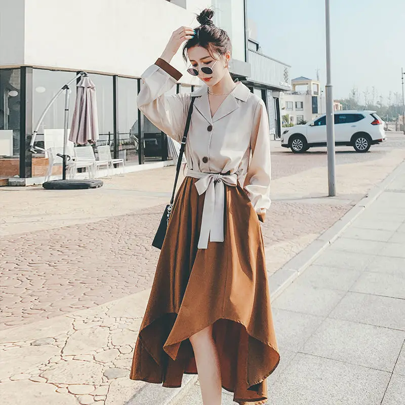 

Women French Retro Stitching Fake Two-piece Dress Female Summer 2023 New Temperament Age-reducing Irregular Hepburn Wind Dress