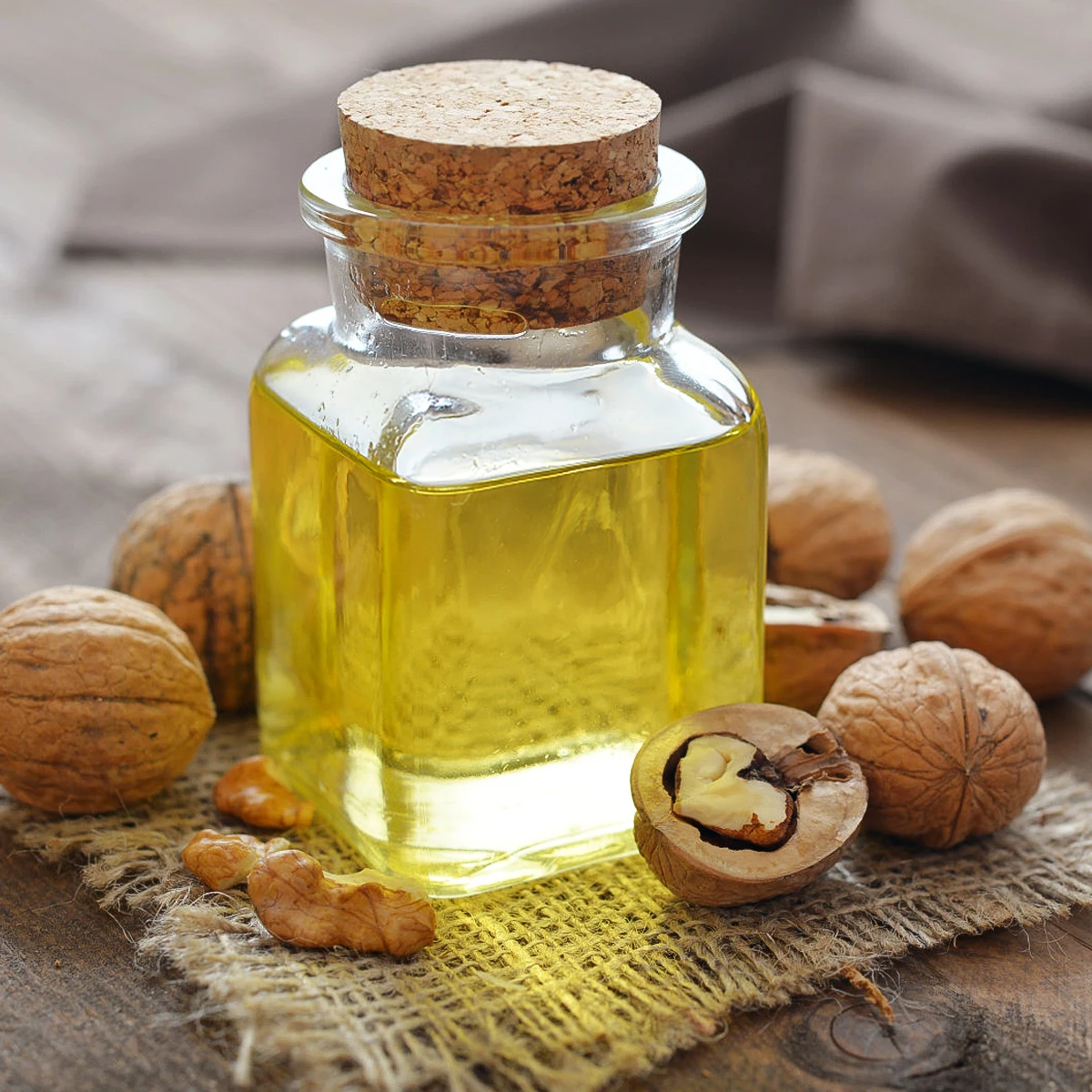 

Creative Cork Wine Stoppers Set Home Restaurant Sealer Airtight Seal Preserves Flavor Tapered Design Easy Insert Remove Enhance