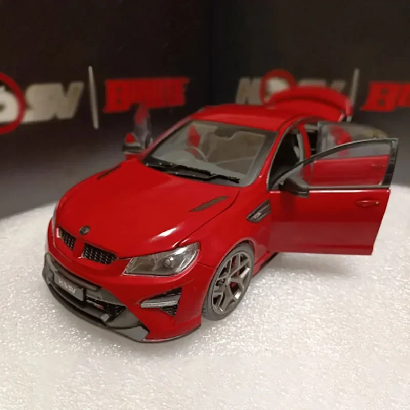 Diecast 1:18 Scale Holden HSV GTSR HERON Red Alloy Simulation Sedan Model Collection Display Toy Gifts Souvenirs-No certificate