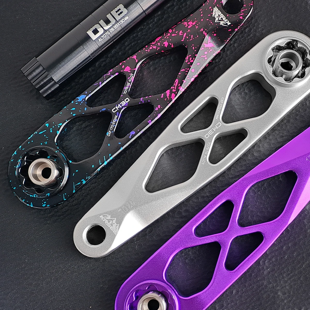 

KRSEC Ultralight MTB Bike Crank DUB Axis 29mm Mountain Bicycle Crank 170mm 3-nail Straight Installation For Enduro AM