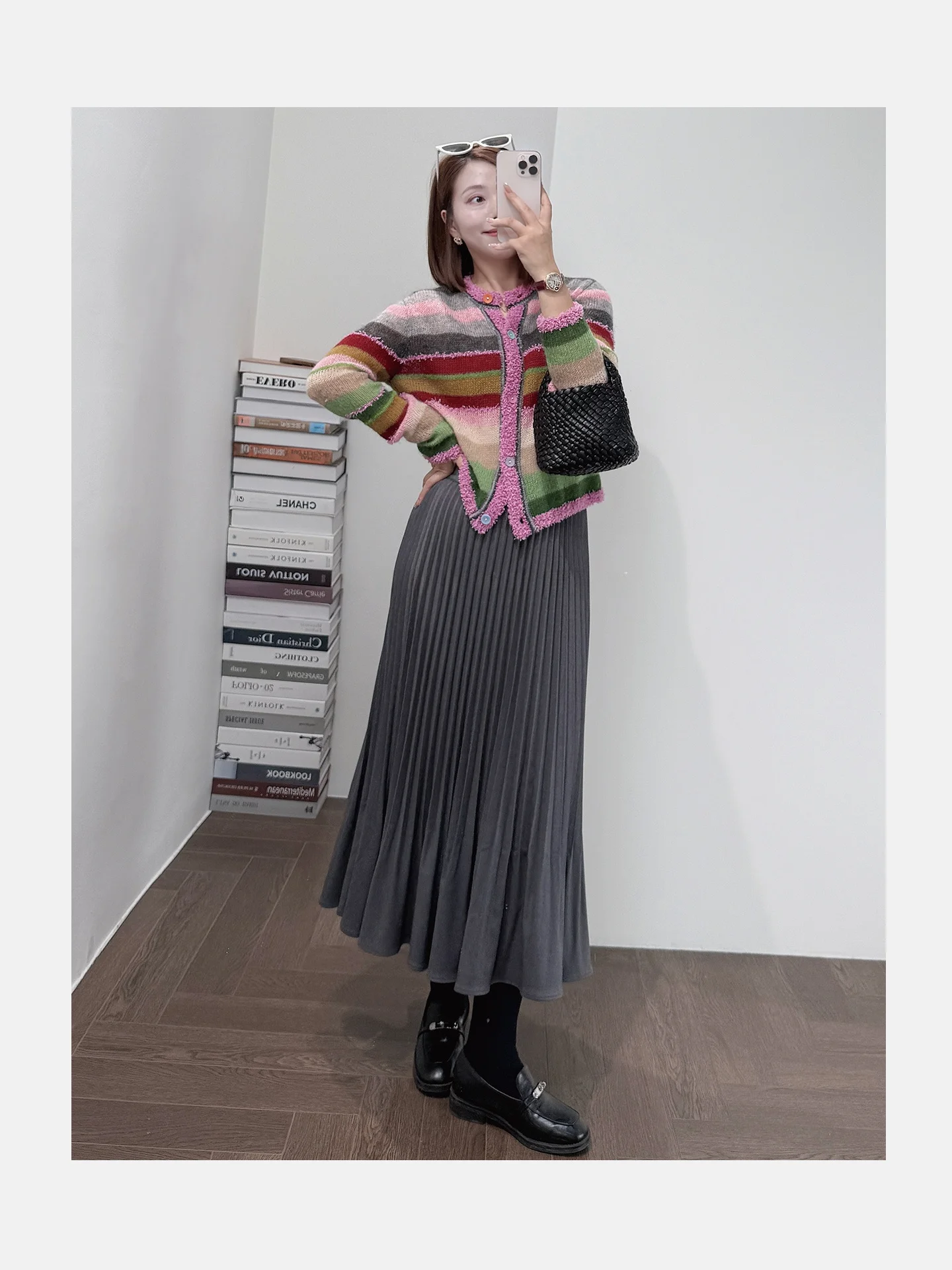 

Вязаный кардиган из 30% шерсти с радужными полосками, мягкий, плотный, комфортный, женский, с круглым вырезом, длинными рукавами, укороченный