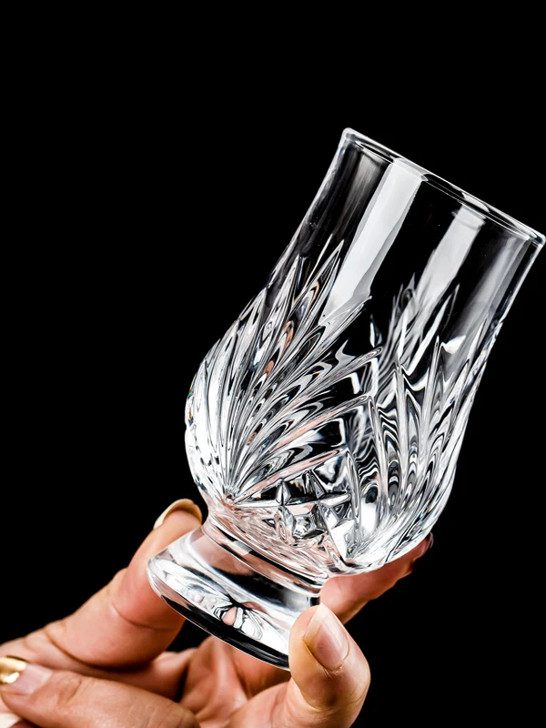 Bernard Crystal Glass Whiskey Snifter Classic Tulip Etched Cup for Wine Tasting And Appreciation Meetings Retro Style