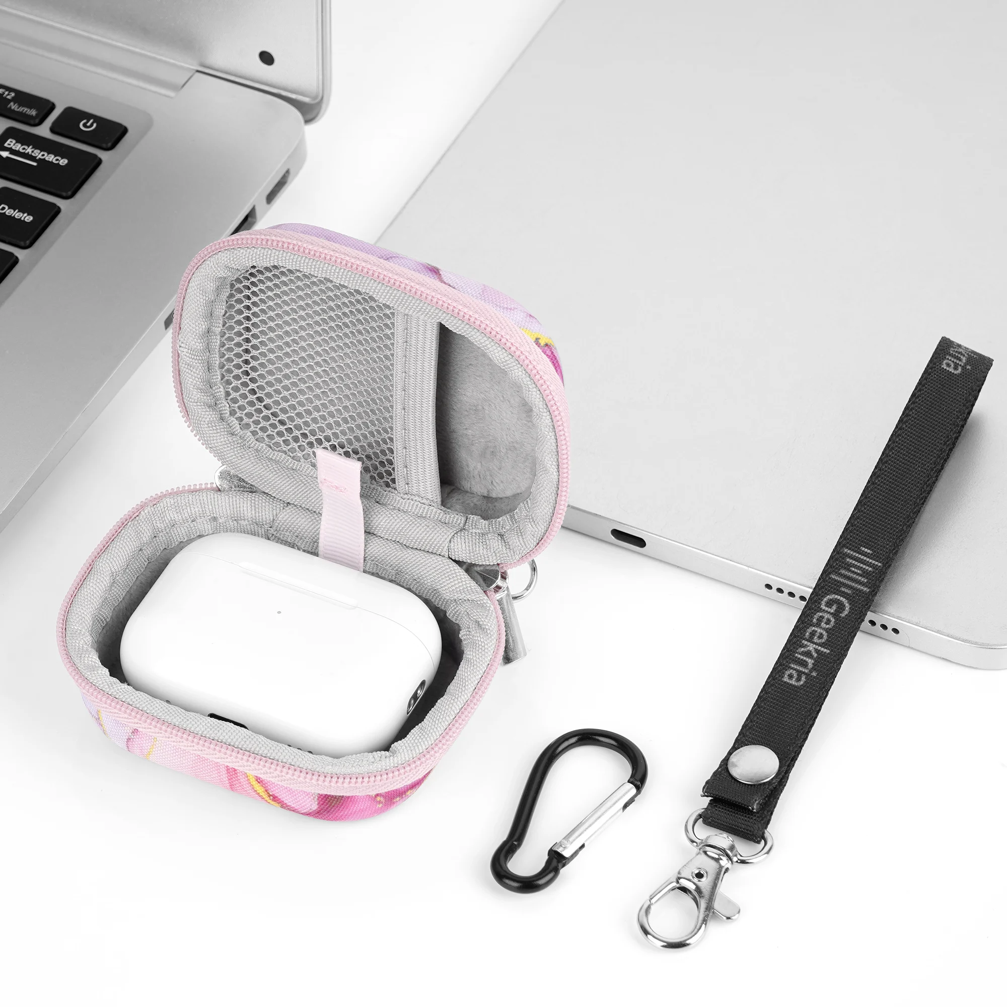 حافظة سماعات أذن Geekria NOVA Shield متوافقة مع Apple AirPods Pro2/Pro/4/3/2/1 True Wireless Earbud