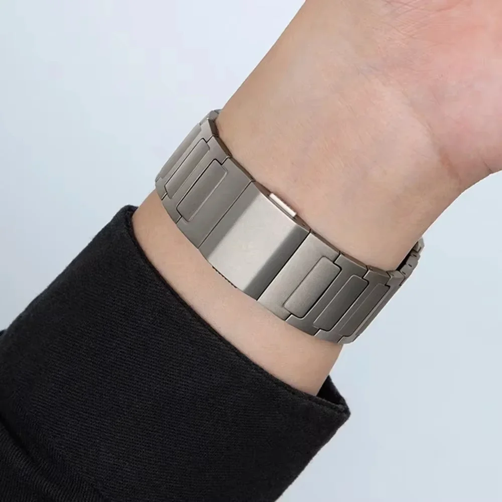 Titanium Businesss Strap for Samsung Galaxy Watch Ultra 47mm Luxury Magnetic Band Fot Galaxy 47mm Ultra No Gaps Curved End Band