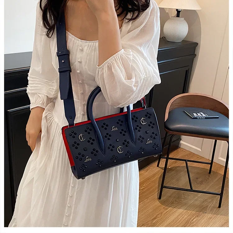 

2026 New Large Capacity Women's Tote & Underarm Bag, Retro Hollow-Out Shoulder Bag for Casual Wear