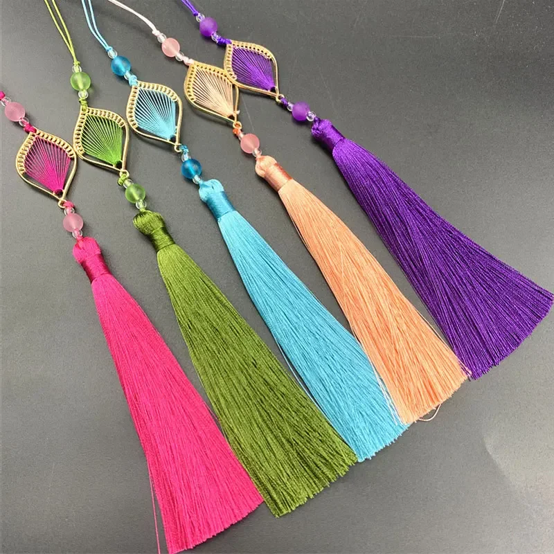 1PC Tassels Craft Tassels Handmade Soft Tassels with Cord Loop for DIY Jewelry Making Bookmarks Pendant Accessories