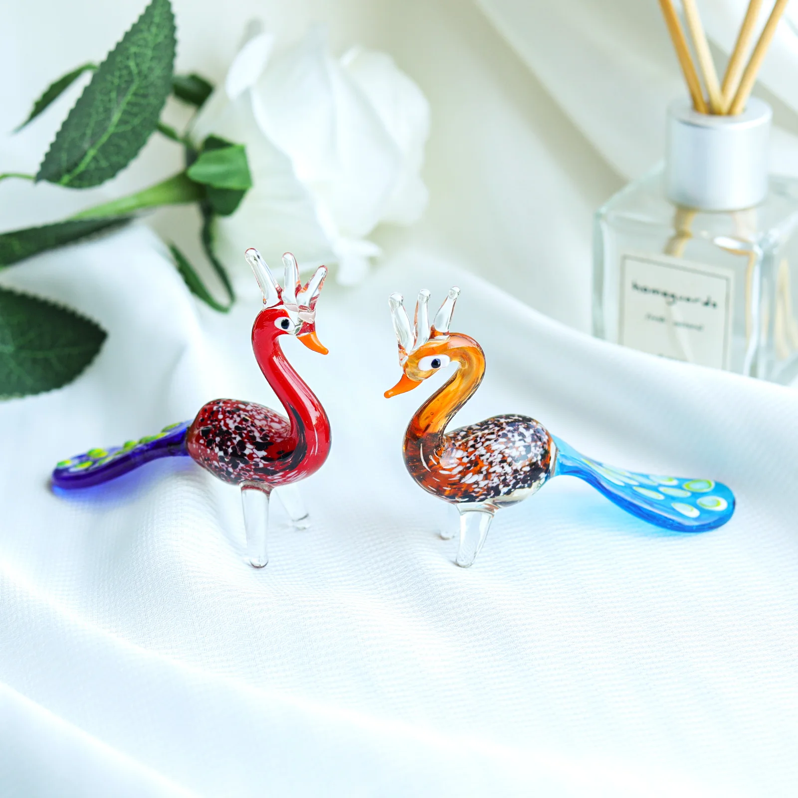 Color Crystal Peacock Figurine Collectible Hand Blown Glass Animal Ornament Sculpture Decorative For Woman Home Decor Gift