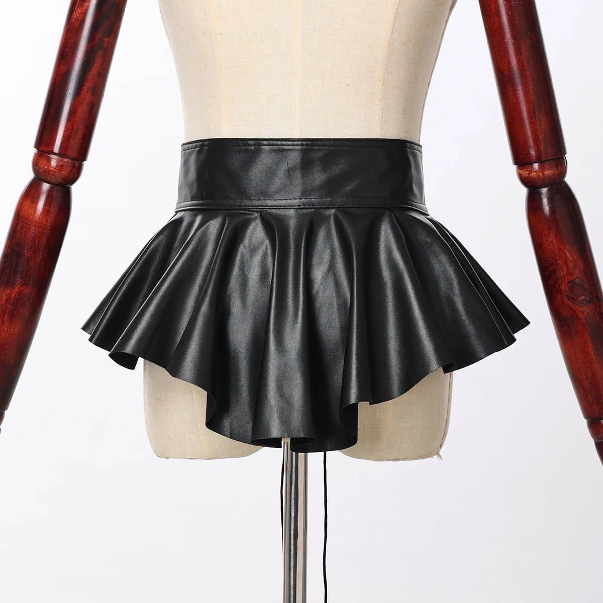 Falda de corsé Steampunk para mujer, cinturilla de cola de golondrina Sexy con cordones de PU Punk negro a la moda