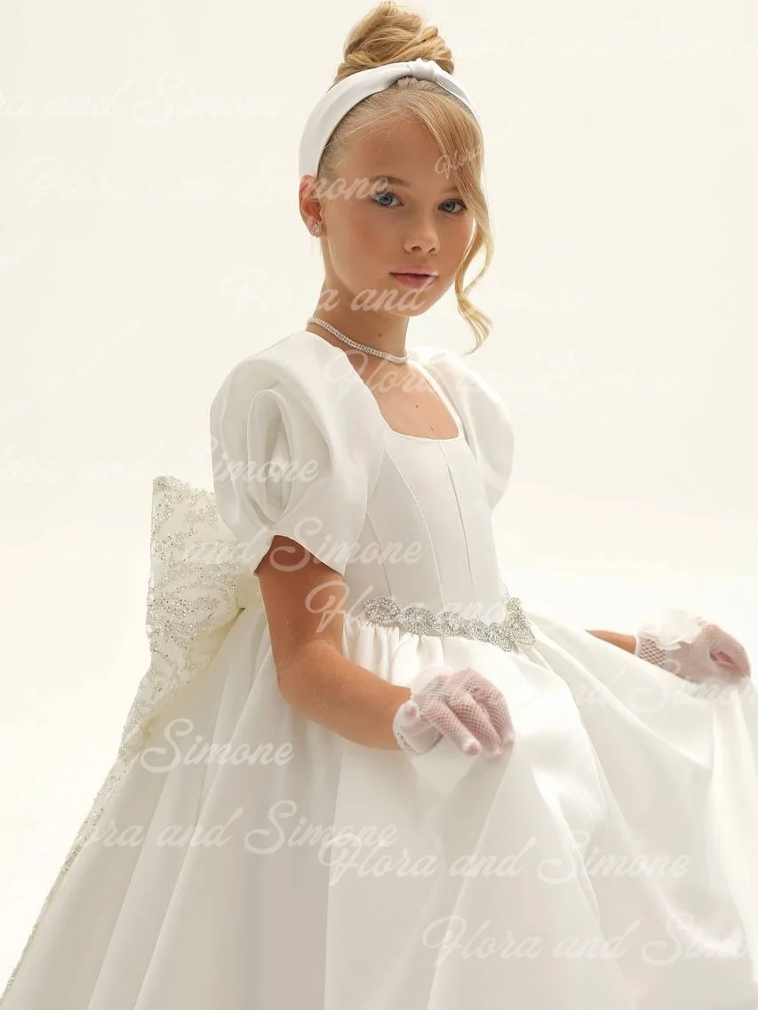 Maßgeschneidertes schulterfreies weißes Prinzessinnenkleid, Blumenmädchenkleid für Geburtstagsfeier, formelle Empfänge, Partys, Feiertagsfeier