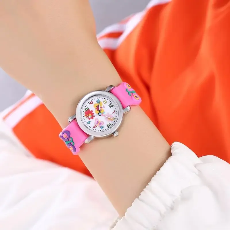 Montre de sport à quartz papillon coloré pour enfants, montre-bracelet pour enfants, dessin animé à la mode, cadeau de nouvel an, garçon, fille, tout-petit