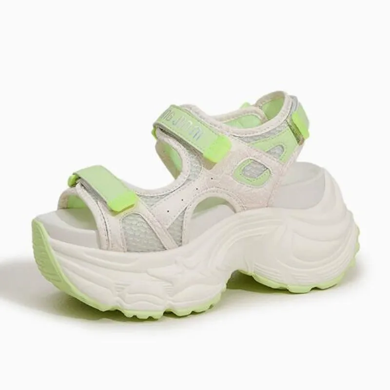 

Летние женские сандалии из синтетической микрофибры на высокой платформе 9 см, с открытым носком, полые, на массивной подошве, пляжные туфли-кроссовки