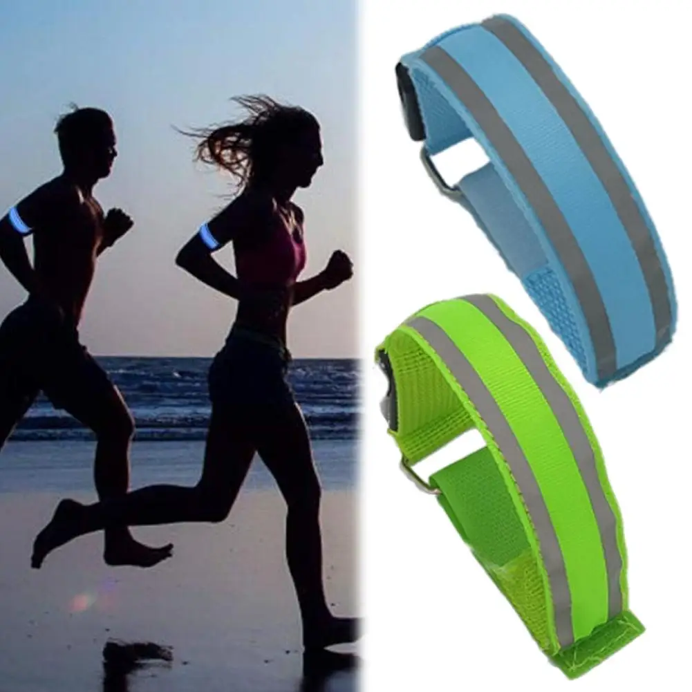 شارة LED قابلة لإعادة الشحن للجري تضيء LED شارة عالية الوضوح عاكسة للجري للسلامة الليلية للجنسين C2W2