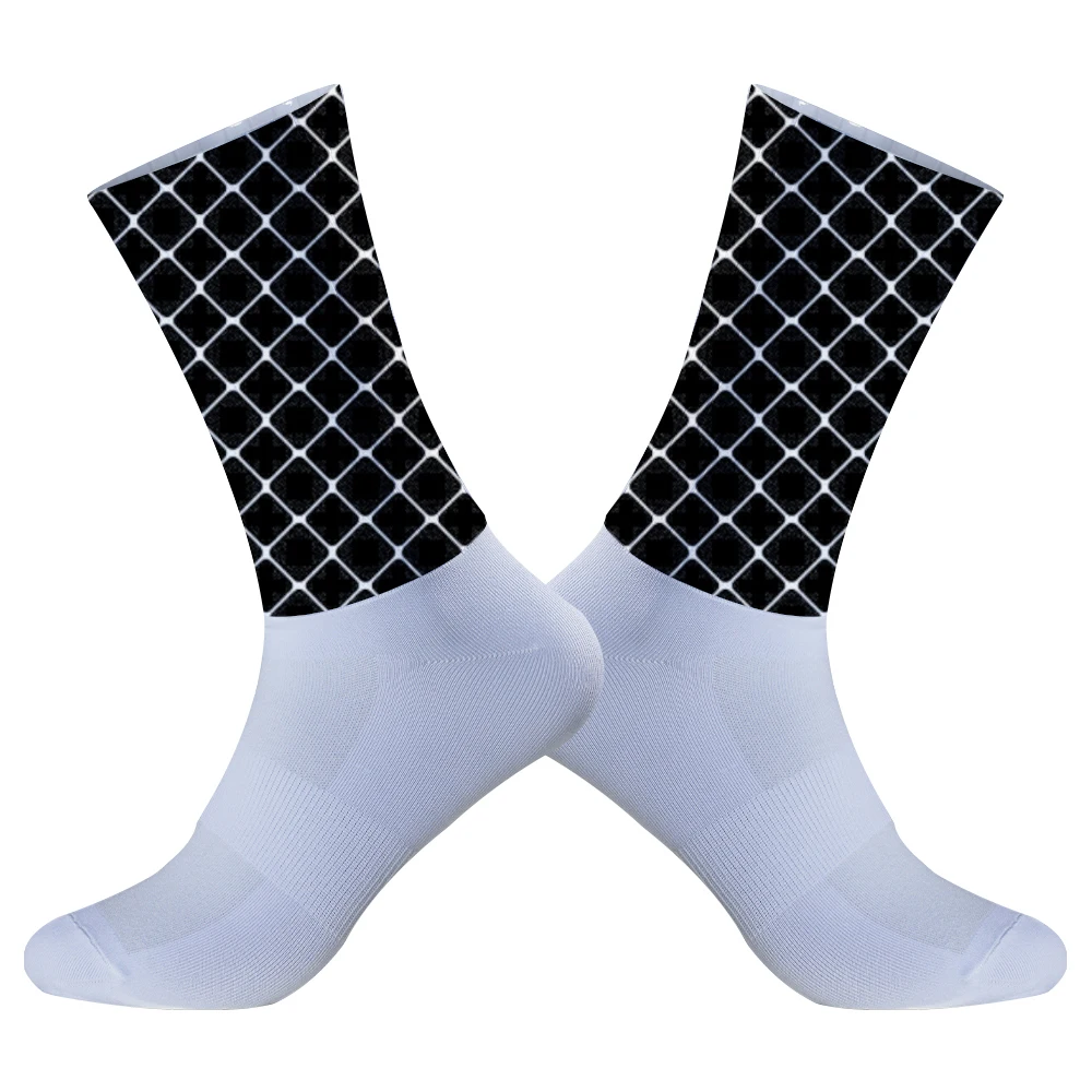 2024 New Summer Cycling Socks Anti Slip Seamless Breathable Cycling Socks Men Aero Bike Wearproof Road image 4